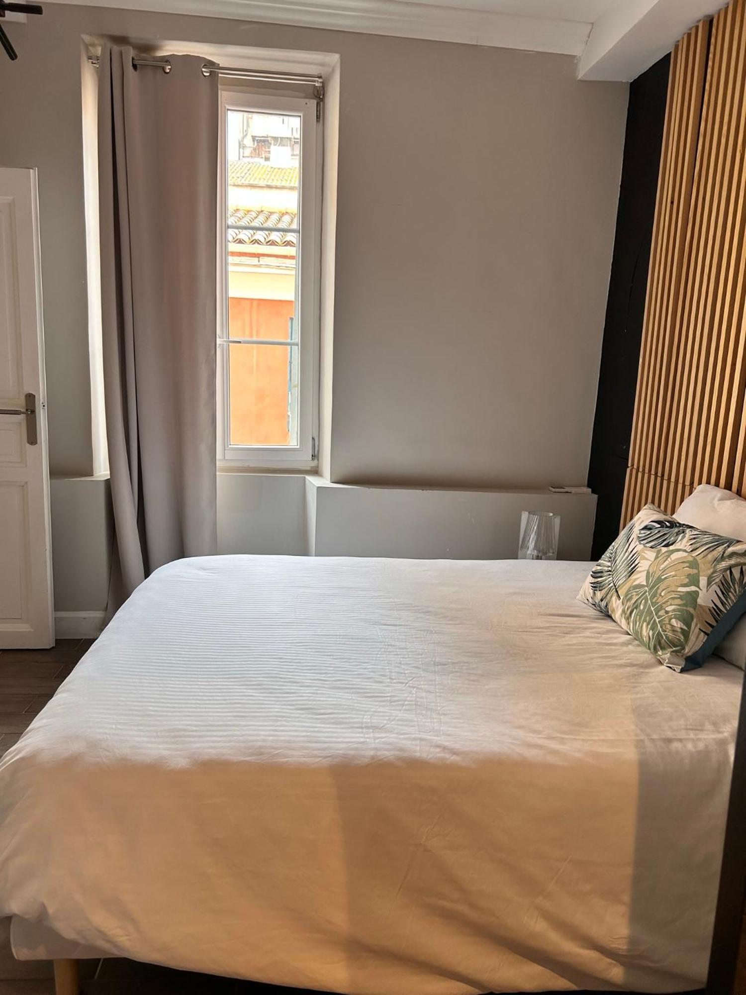 Appartement Cosy Centre Ajaccio อฌักซิโอ้ ภายนอก รูปภาพ